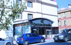 Animos Suit Otel