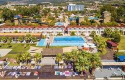 Risus Beach Resort Hotel