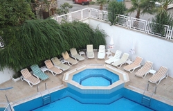 Castello Hotels & Aparts
