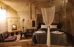 Ela Cave House