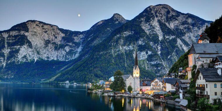 Kendinizi Masal Kahramanı Gibi Hissedeceğiniz 12 Yer hallstatt