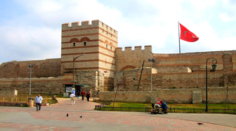 Topkapı Gezilecek Yerler