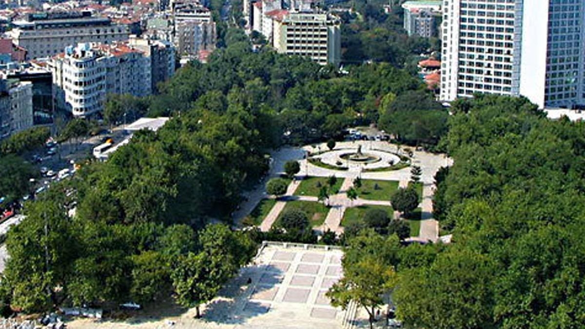 Taksim Gezi Parkı - Taksim Beyoğlu İstanbul