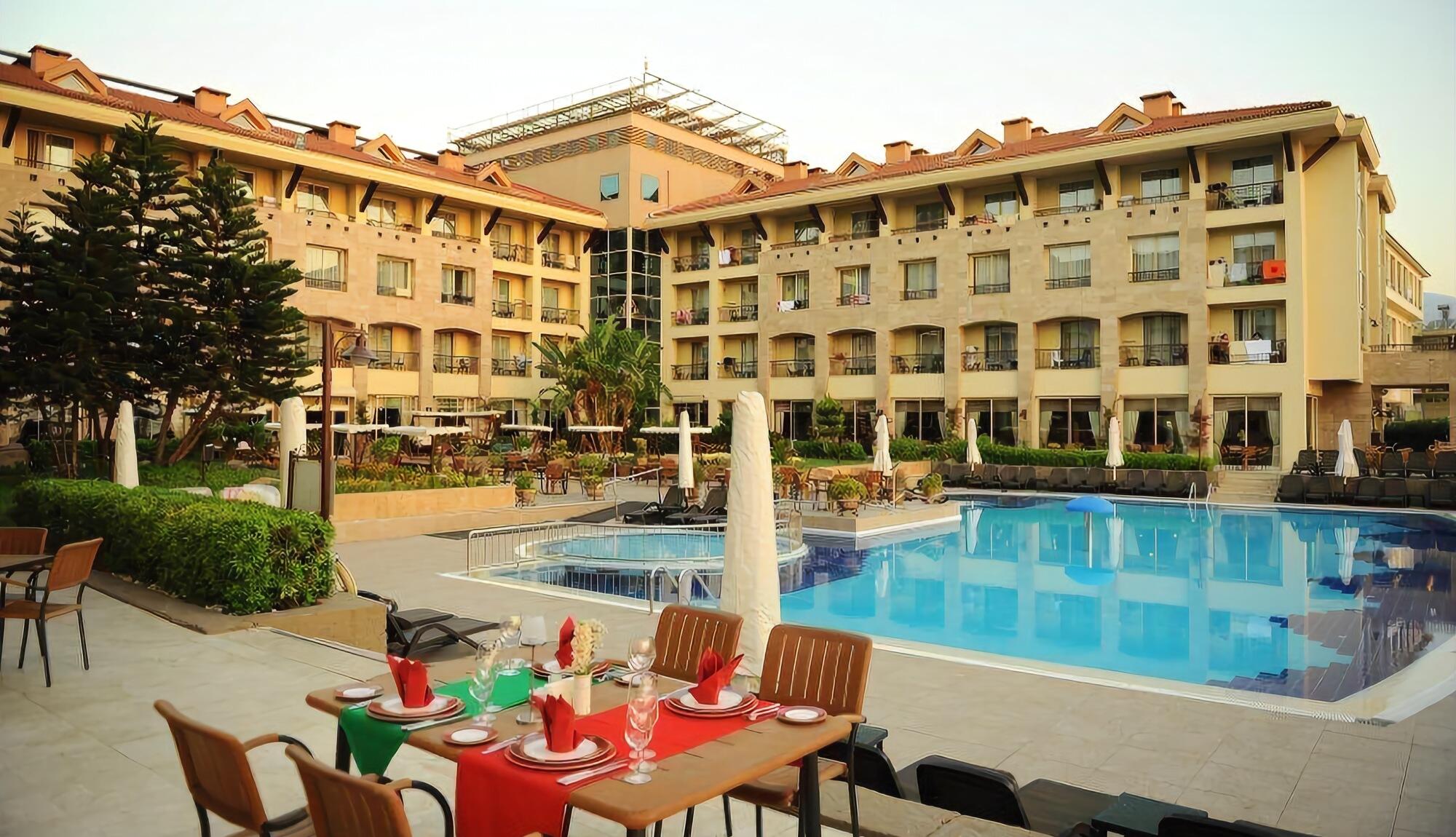 Отзывы отели кемера все включено. Отель Fame Residence Kemer. Кемер Fame Residence Kemer 5. Fame Residence Kemer Spa 5 Турция. Fame Residence Kemer Hotel & Spa 5*.