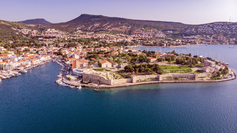 Foça Tekne Turları Nasıl Yapılır? 