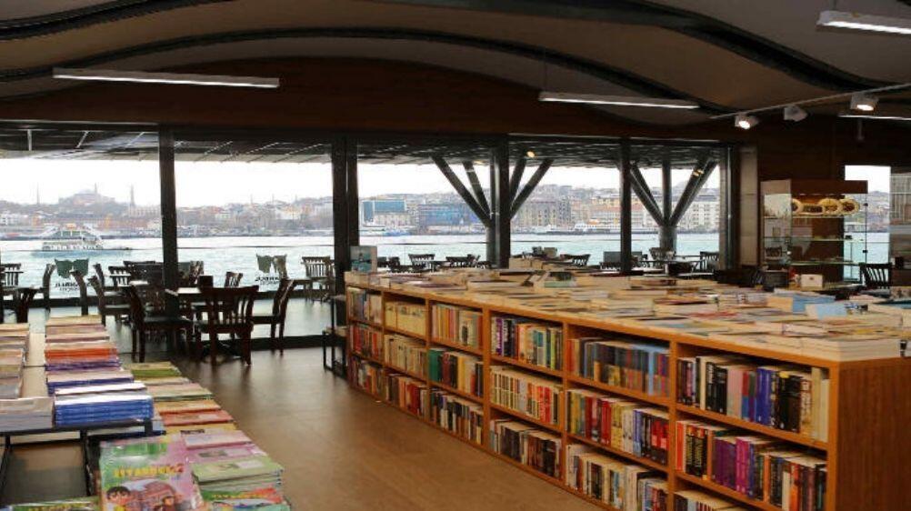 İstanbul'un En Güzel Kitap Kafeleri