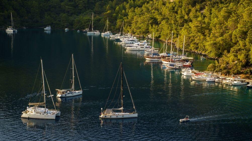 Göcek'te en iyi 10 tekne turu seçenekleri: Göcek'te tekne turu tercihi yapmak için dikkat edilmesi gerekenler