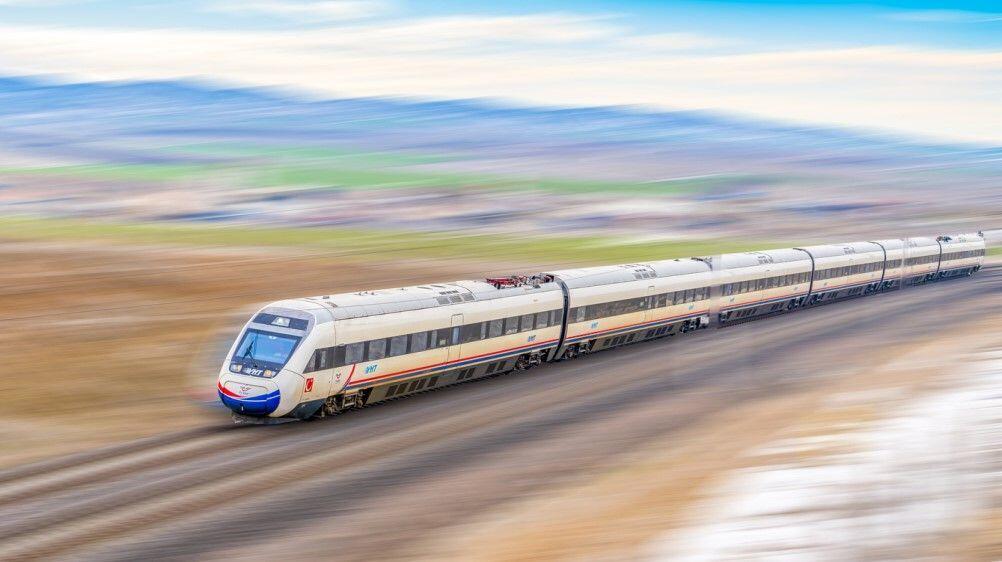 Ankara Sakarya hızlı tren var mı, kaç saat sürüyor, sefer saatleri nedir?