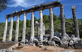 Zeus Karios Tapınağı