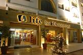 Life Hotel & Restaurant