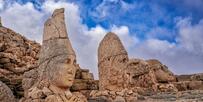 Anadolu’nun Zirvesinde Tarihi Bir Yolculuk: Nemrut Dağı Gezi Rehberi