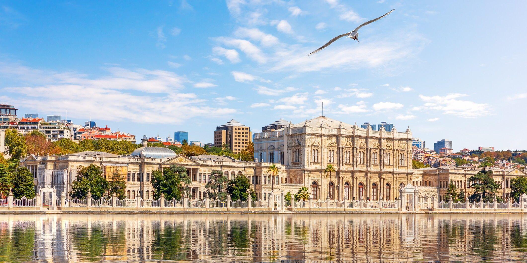 Dolmabahçe Sarayı Hakkında Bilinmesi Gereken Her Şey