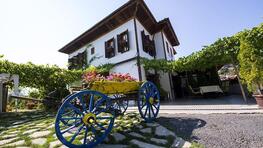 Çeşmeli Konak Hotel Garden 