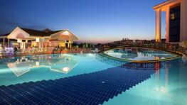 Roma Beach Resort & Spa Side
