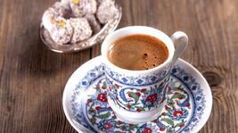 Kahvenizi Nasıl Alırdınız? Türk Kahvesi İçebileceğiniz Tarihi Kahveciler