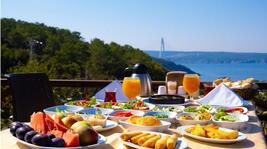 Denize Karşı: İstanbul'da Sahil Kenarındaki 10 Kahvaltı Mekanı