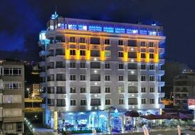 Grand Atakum Hotel