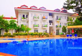 Sunshine Holiday Resort