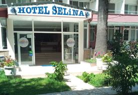 Selina Hotel