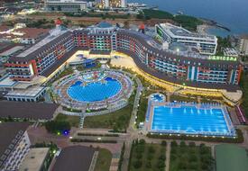 Lonicera Resort & Spa Hotel