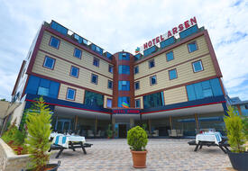 Arsen Hotel