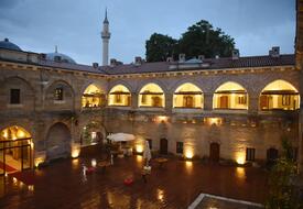 Merzifon Tarihi Taşhan Butik Otel