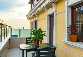 Grand Rosa Hotel