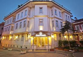 Azade Hotel