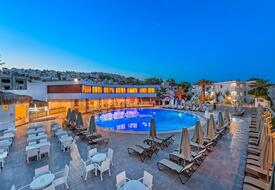 Bendis Beach Hotel