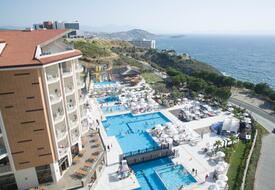 Ramada Resort Kuşadası & Golf