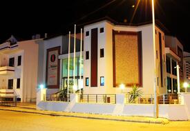 Malahit Exclusive City Hotel