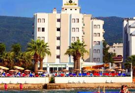 Nuova Beach Hotel