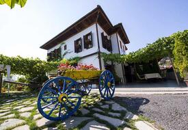 Çeşmeli Konak Hotel Çarşı