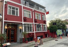 Antique Hostel Budget Hotel