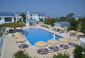 Queen Aphrodite Hotel