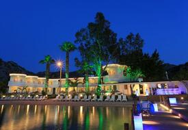 Begovina Beach Hotel