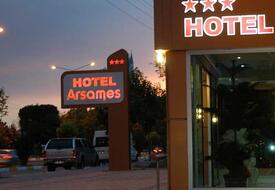 Arsames Hotel