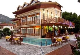 Mavera Boutique Hotel