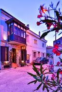 Pitoresk Otel