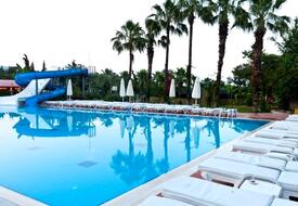 Ring Beach Hotel
