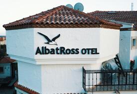 Albatross Hotel Alaçatı