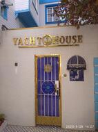 Yacht House