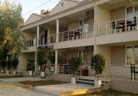 Abroz Apart Hotel