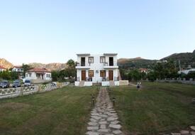 Caridea Hotel & Restaurant & Lounge