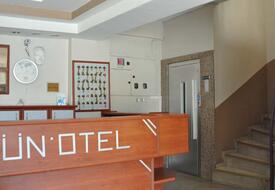 Ün Otel