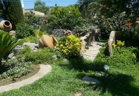 Villa Polikne Pansiyon & Restaurant & Beach Club