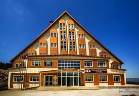 Snow Hill Town Hotel Ardahan