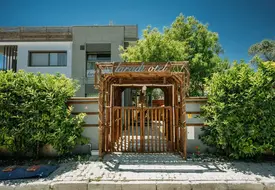 Laradi Hotel