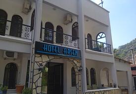 Hotel Arsen