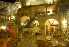 4 Oda Cave House Butik Otel